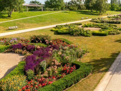 Rosenförmige Beete im Volkspark