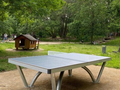 Neue Tischtennisplatte auf Spielplatz Nedlitzer Holz