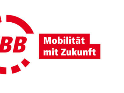 Logo des Verkehrsverbund Berlin-Brandenburg, rotes Logo mit Schriftzug Mobilität mit Zukunft